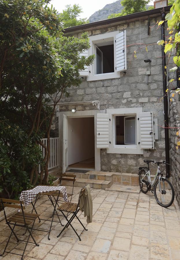 Seven Hills Duplex Eco-Cottage Kotor Extérieur photo